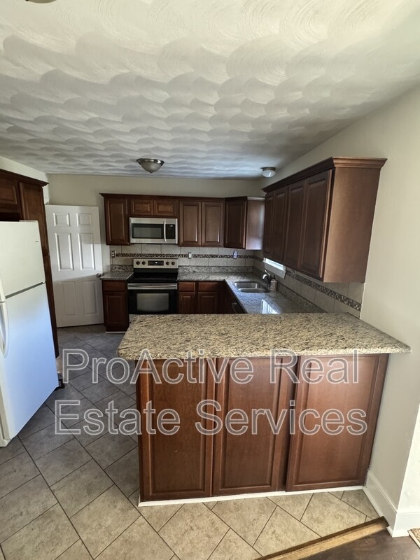 Photo - 1018 Wolcott Ave