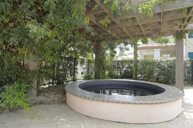 Calypso Bay Apartments