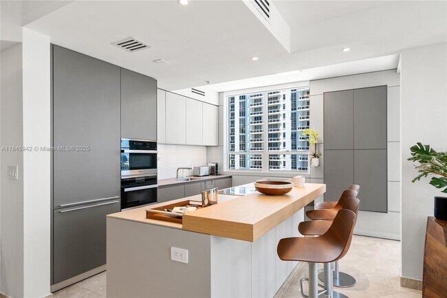 Photo - 801 Brickell Key Blvd Condo Unit 1512