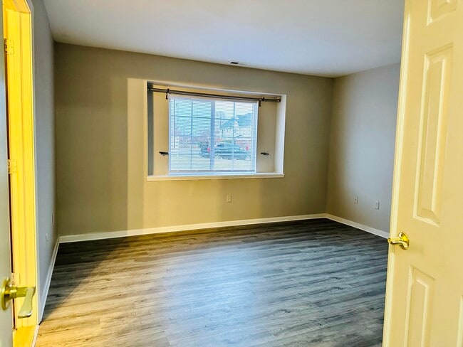 Photo - 22063 Fairlane Blvd