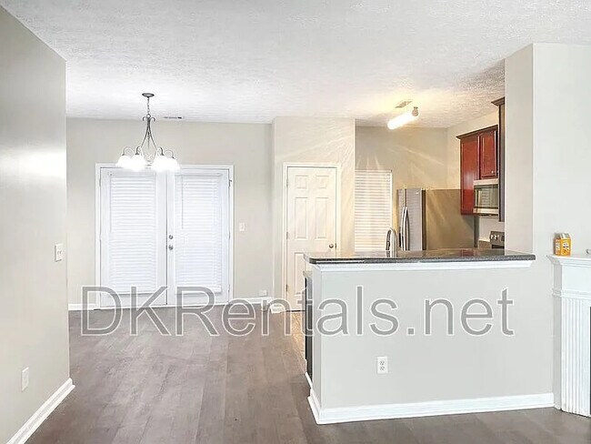 Room in Townhome on High Park Ln