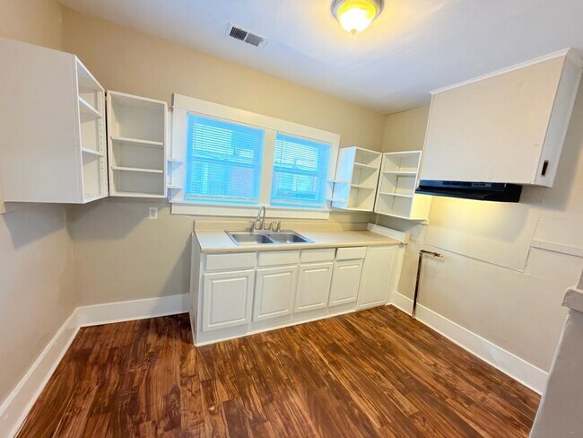 Photo - 328 Hodges St