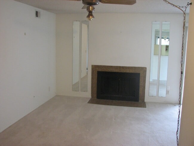 Spinnaker Run Condo 2 Bedroom, 2 Bathroom (12CO#204)