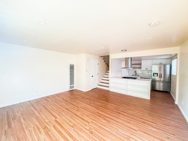 Photo - 311 W Palm Ave