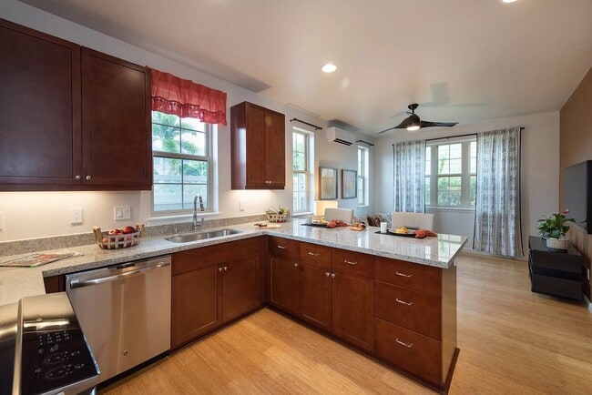 Photo - 154 Kahoma Village Loop