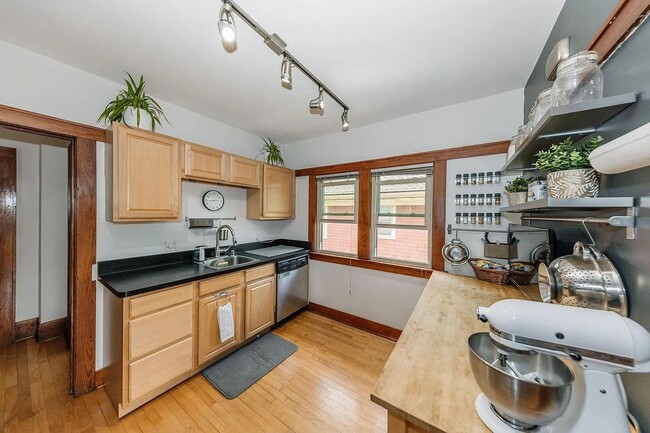 Photo - DG-1549/1551 N 57th Street Unit 1551 N 57th Street