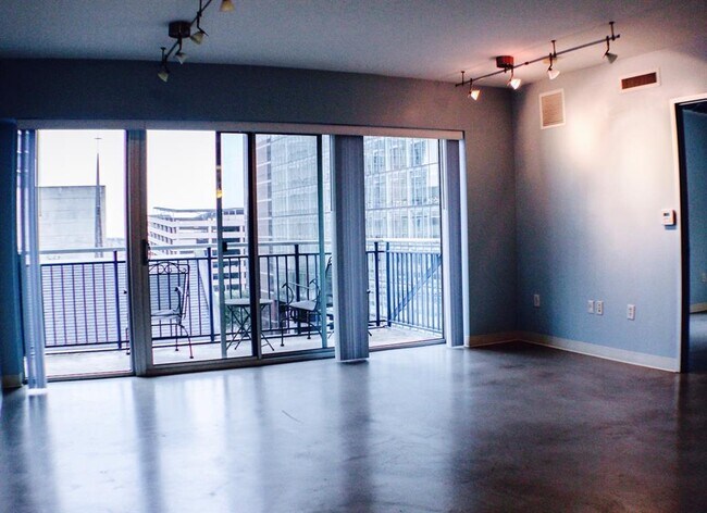 Photo - 800 Brazos St Unit 903
