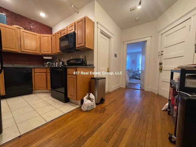 Photo - 1122 Commonwealth Ave Unit 1