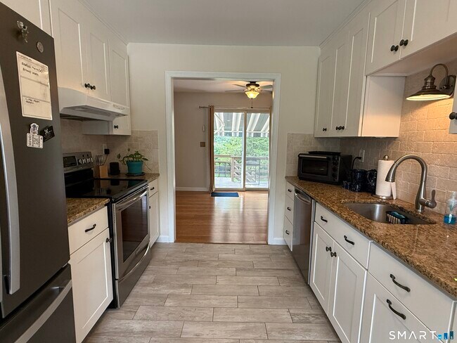 4 Castle Meadow Dr Unidad 4