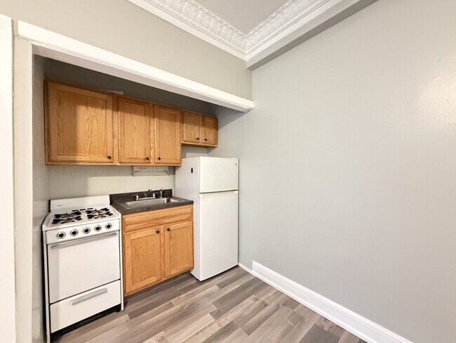 Photo - 3824 N Fremont St Unit 803