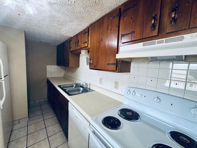 Photo - Great Campbell County Location FIRST MONTH RENT FREE