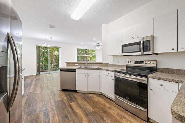 Photo - 9091 Villa Palma Ln