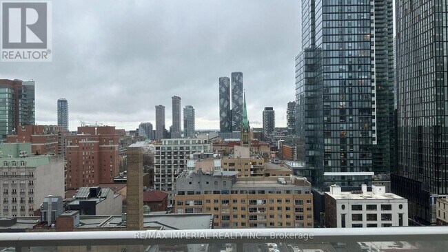 Photo - 88 Queen St E Unité 1210