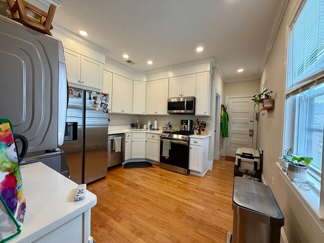 Photo - 10 Dighton St Unit 2