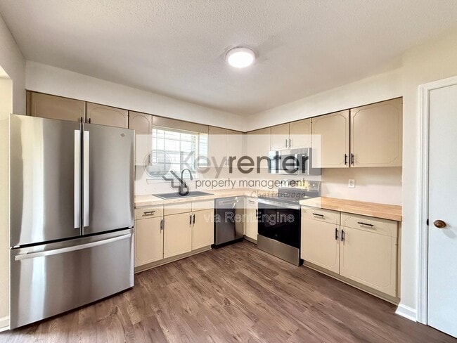 Photo - 8225 Cavan Cir