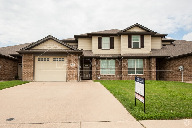 Building Photo - 4624 Angus Dr Rental
