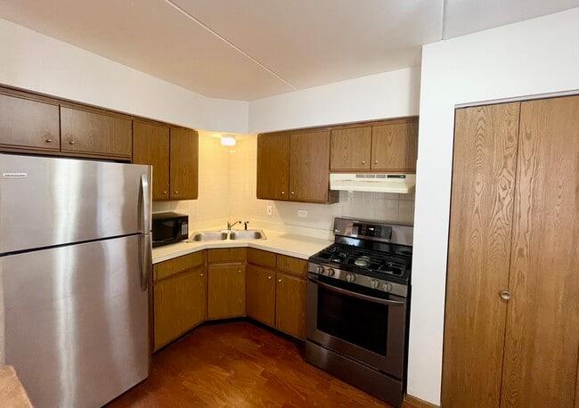 Photo - 8630 Sayre Ave Unit #4