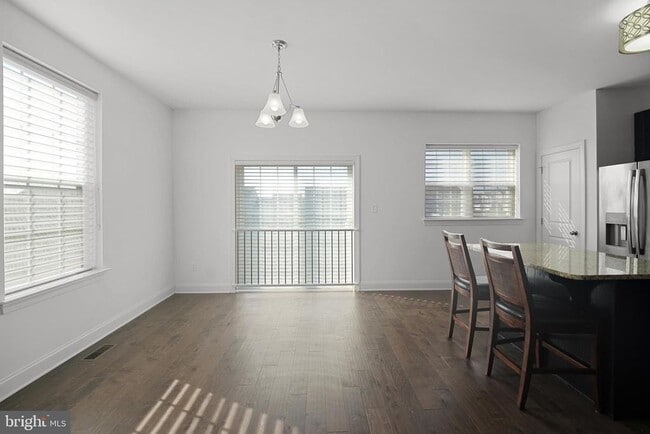 Photo - 1310 Carrick Ct