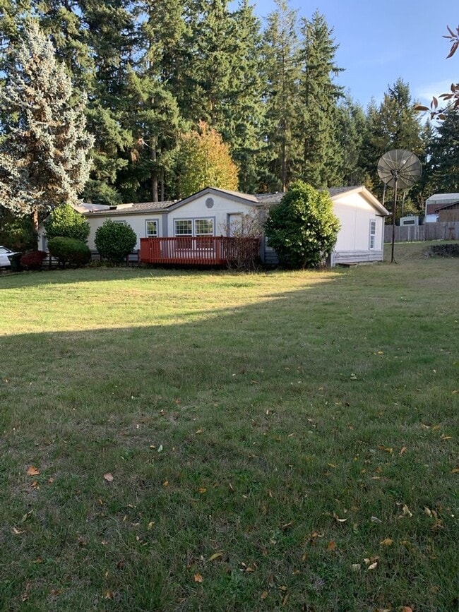 Photo - Stunning manufactured home w/detached garage!