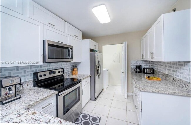 Photo - 19999 E Country Club Dr Unit 1202