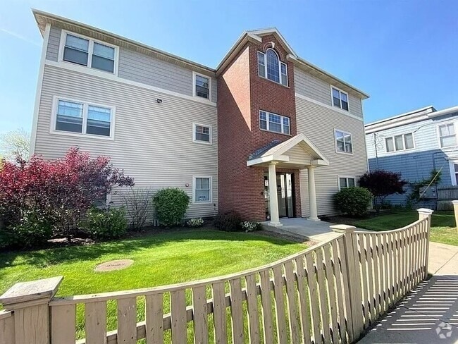 Building Photo - 518 Boston St Unit 303 Rental