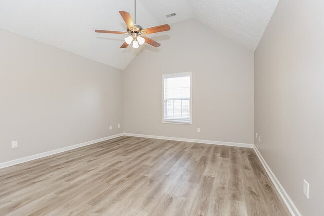 Photo - 521 Rosie Mae Ct