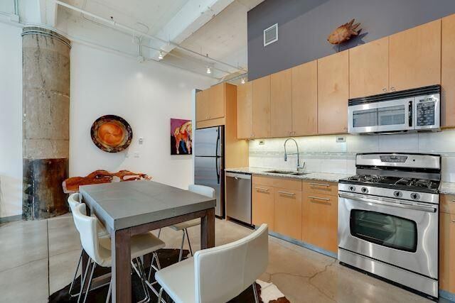 Photo - 700 N Washington Ave