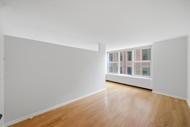 Photo - 777 N Michigan Ave Unit 2506