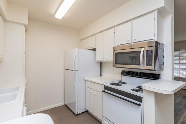 Photo - 2350 Bering Dr Unit 106