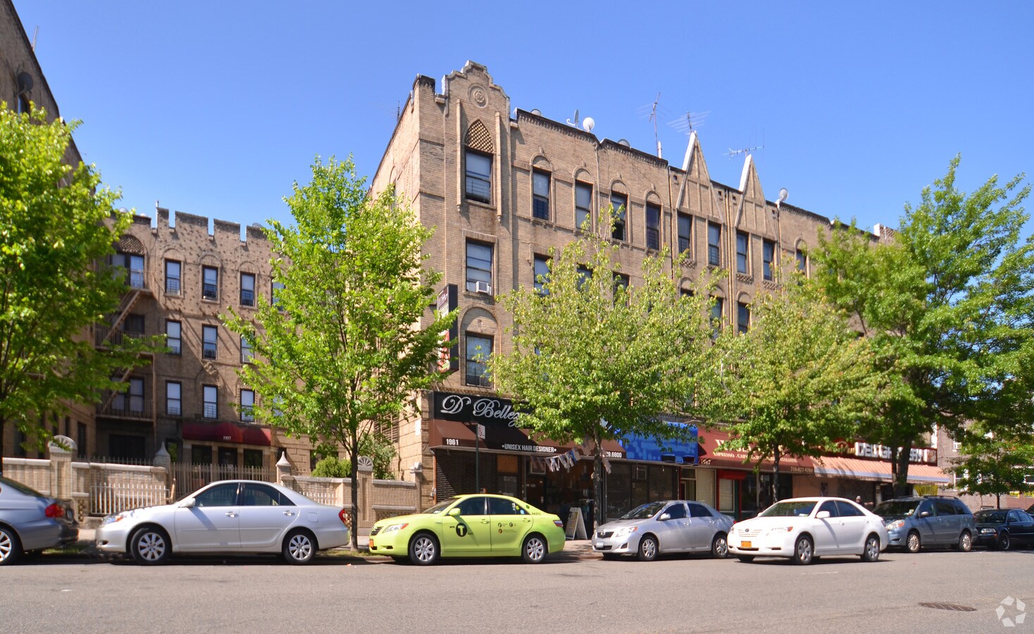 Photo - 1957 Bronxdale Ave