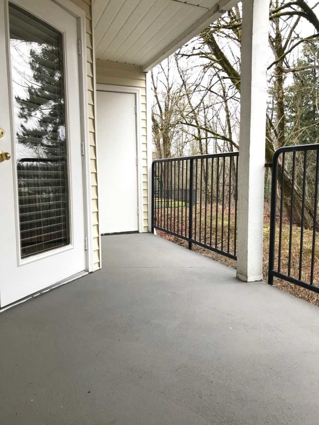 Glacier View Apartments For Rent in Troutdale, OR