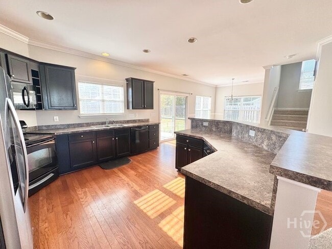 Photo - 290 Willow Oak Dr