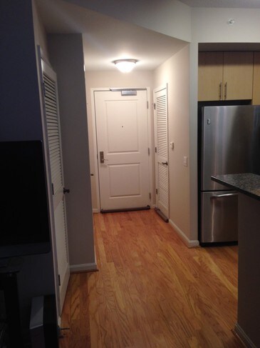 Photo - 1390 Kenyon St NW Unidad 103