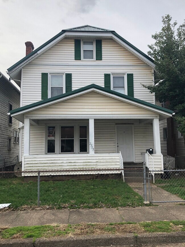 2725 Highlawn Ave Rental House Rental in Huntington, WV