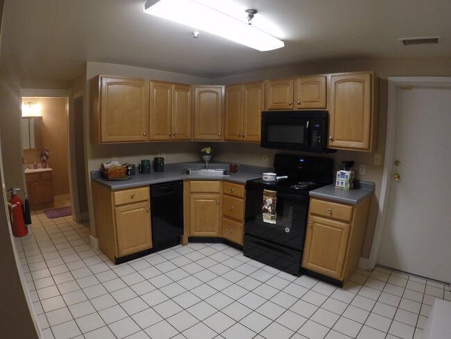 Photo - 904 South St