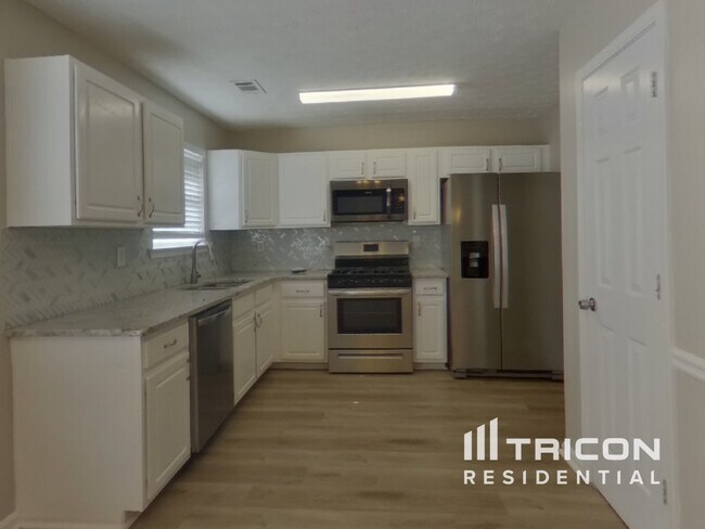 Photo - 40 Hazelhurst Dr