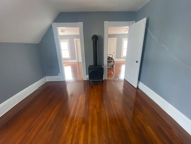 Photo - 67 Boynton St Unidad 2ND Floor