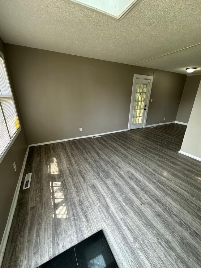 Photo - 3 bedroom 1 bath