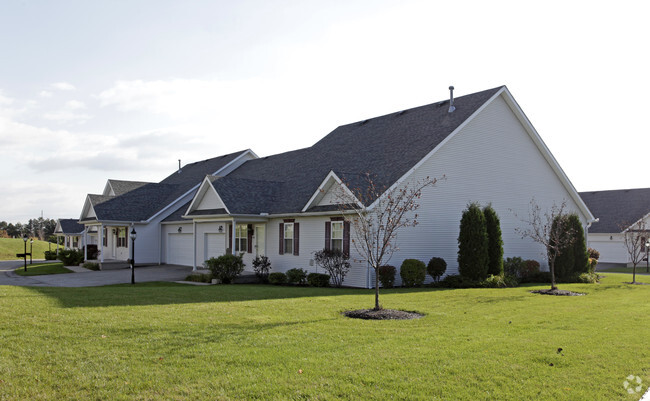 Building Photo - The Village on Pacific Rental