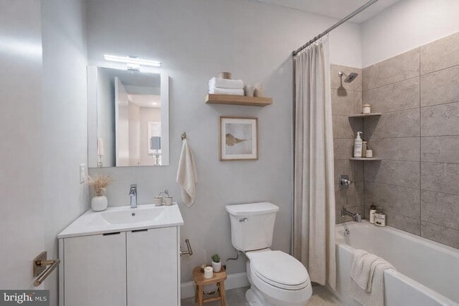 Photo - 650 N 36th St Unit 1