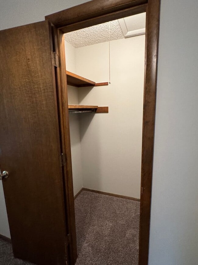 Photo - Scenic Triplexes Unit C