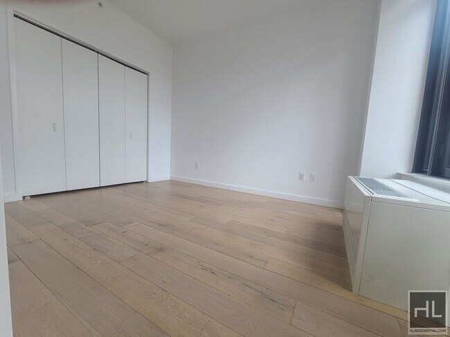Photo - NORTHERN BOULEVARD Unit PHP