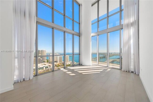 Photo - 1100 Biscayne Blvd Unidad 1100 Biscayne Blvd 4307