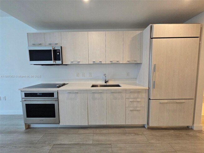 Photo - 55 SW 9th St Unit 2409