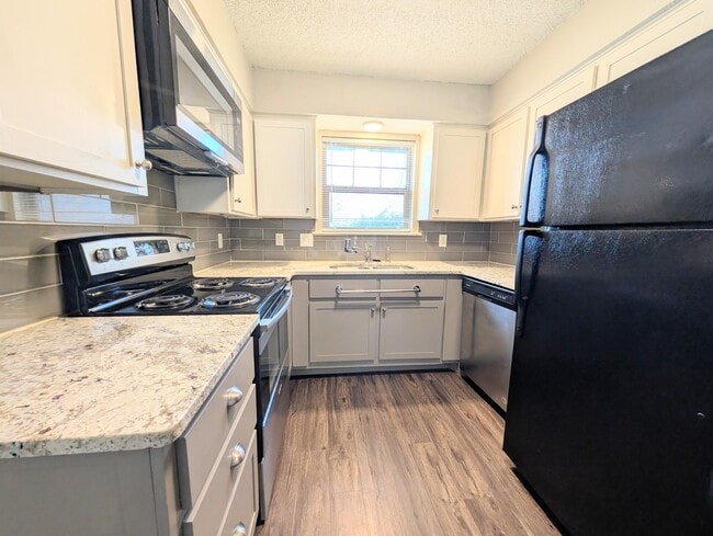 Photo - 5201 18th St