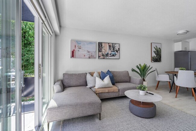 Photo - 1550 W 11th Ave Unit ID1051827P