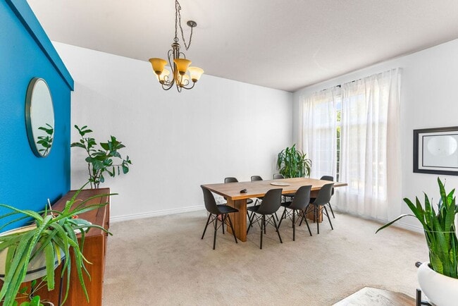 Photo - 2225 Timber Creek Dr