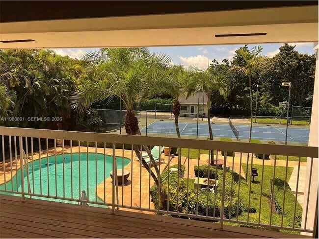 Photo - 7550 SW 82nd Ct