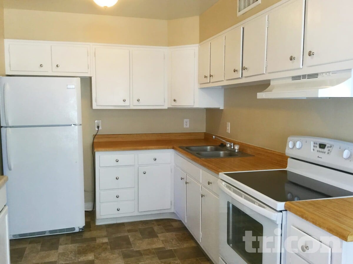 Photo - 13710 Mt Whitney St