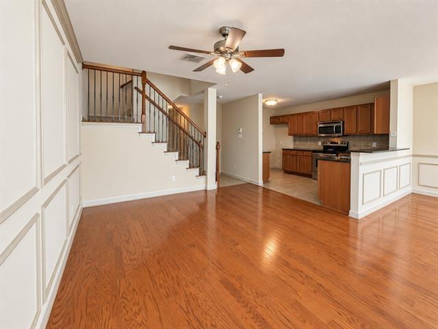 3933 Fernando Dr